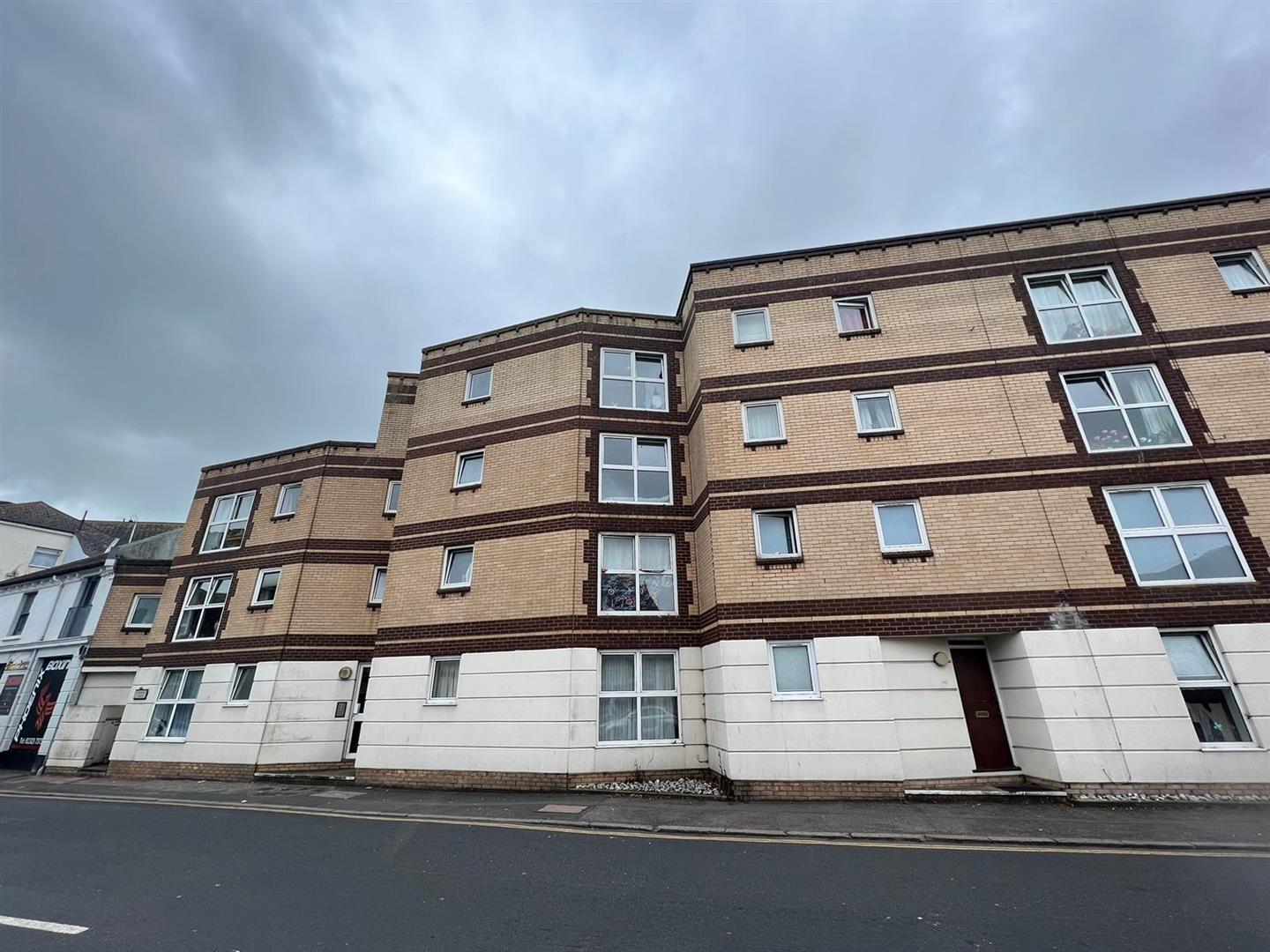 Property Details for Langney Road Eastbourne BN22 8AJ Town Property